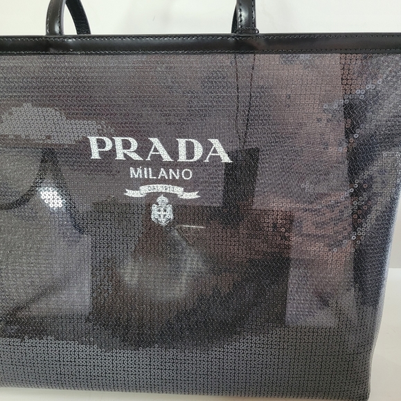Prada mesh sequined large tote bag with removable pouch NWT - Picture 6 of 6